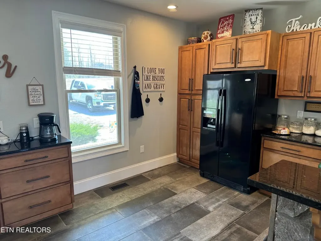 120 Carey Court Crossville TN 38571