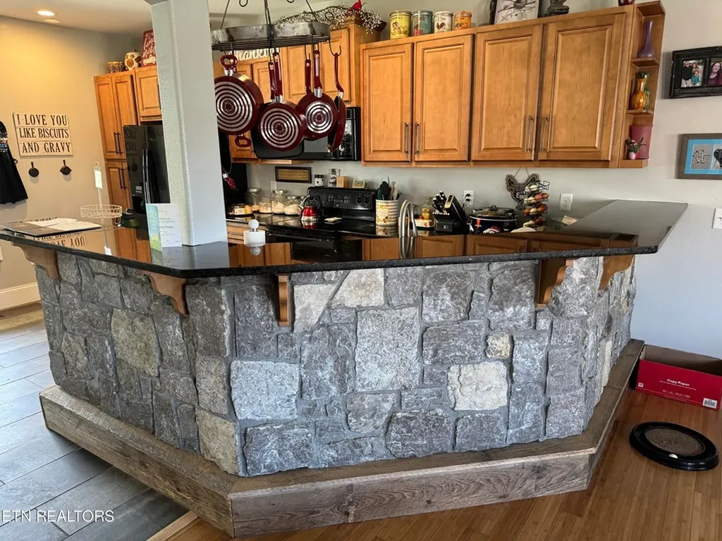 120 Carey Court Crossville TN 38571