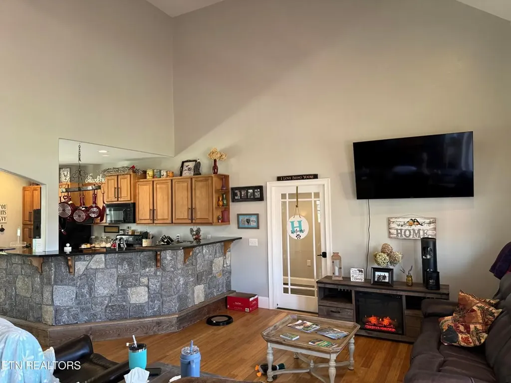 120 Carey Court Crossville TN 38571