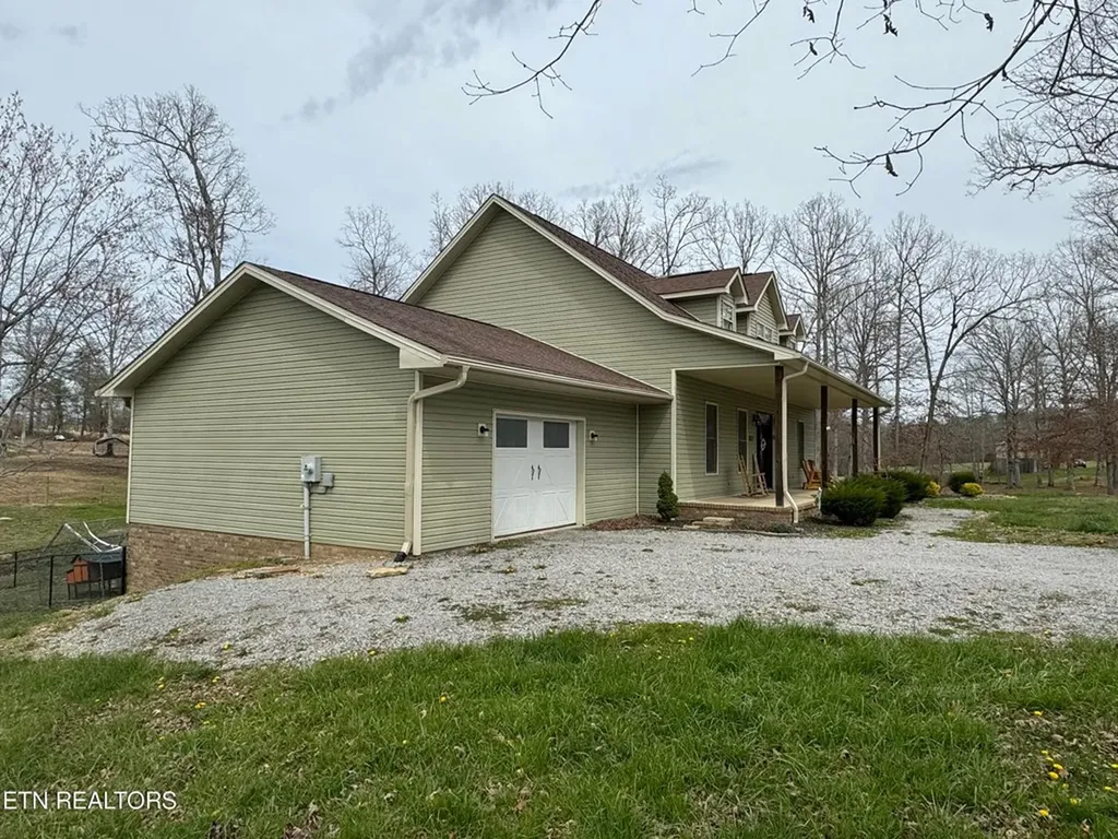 120 Carey Court Crossville TN 38571