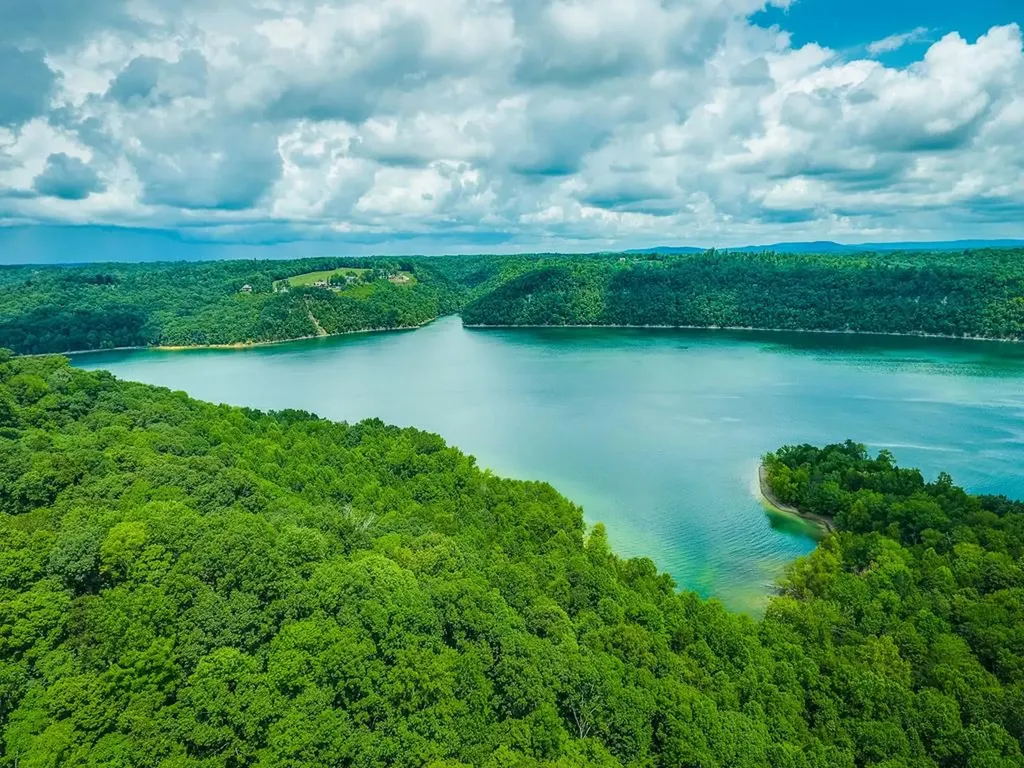 Lots 1-3 Falcon Drive Byrdstown TN 38549