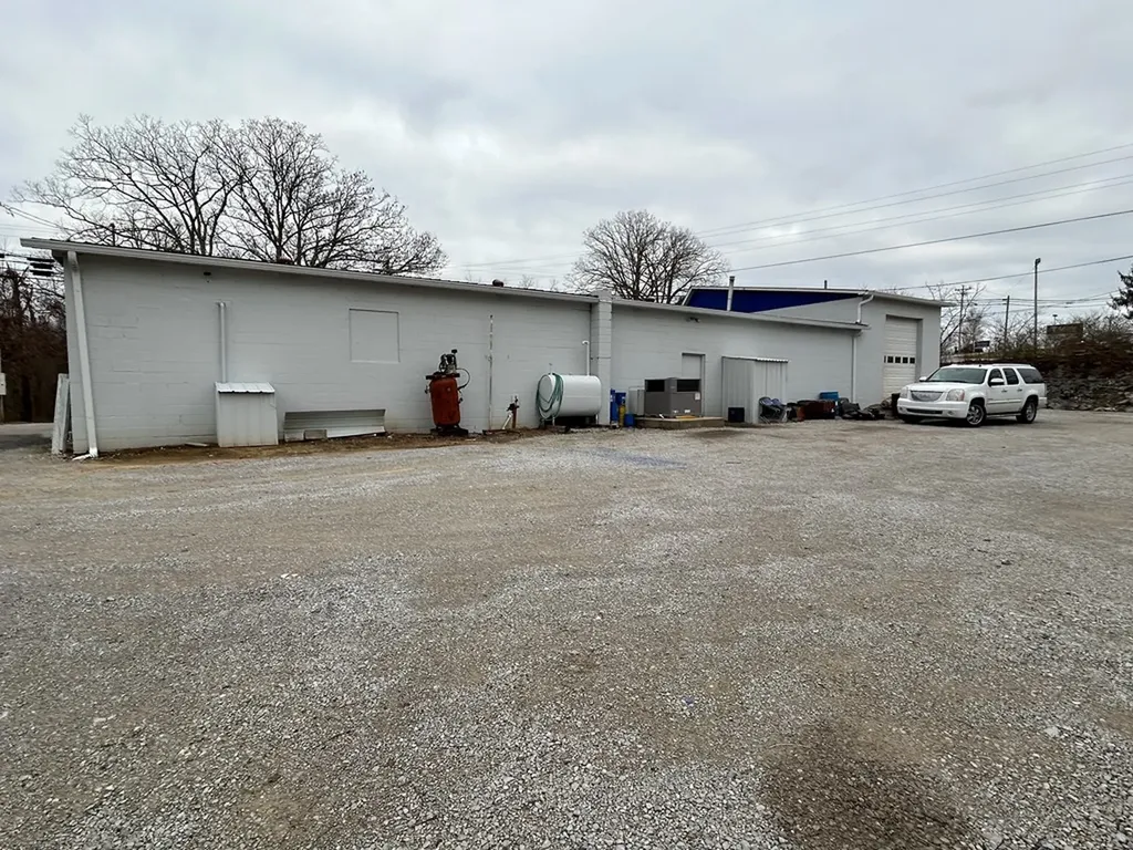 511 Central Avenue W Jamestown TN 38556