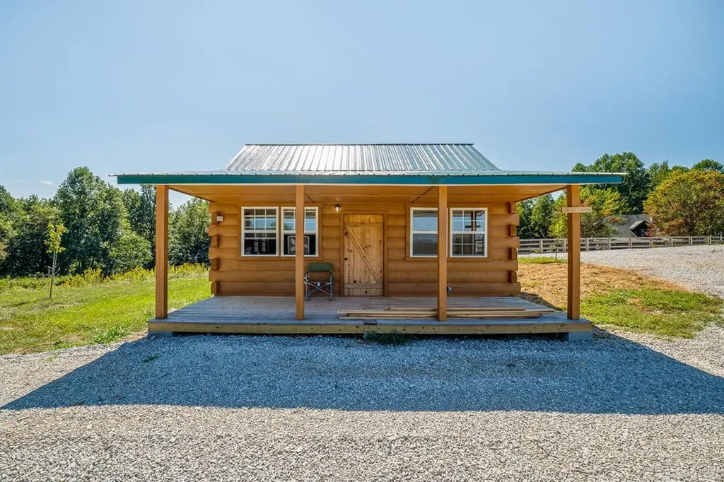 400 Sabre Park Road Alpine TN 38543