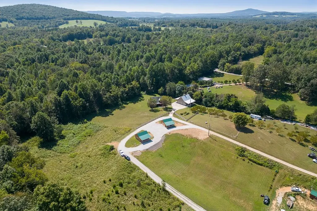 400 Sabre Park Road Alpine TN 38543