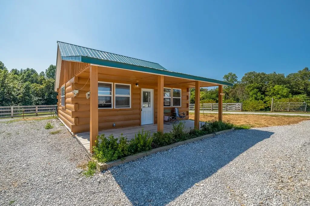 400 Sabre Park Road Alpine TN 38543