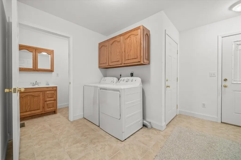 143 Koala Ridge Road Byrdstown TN 38549