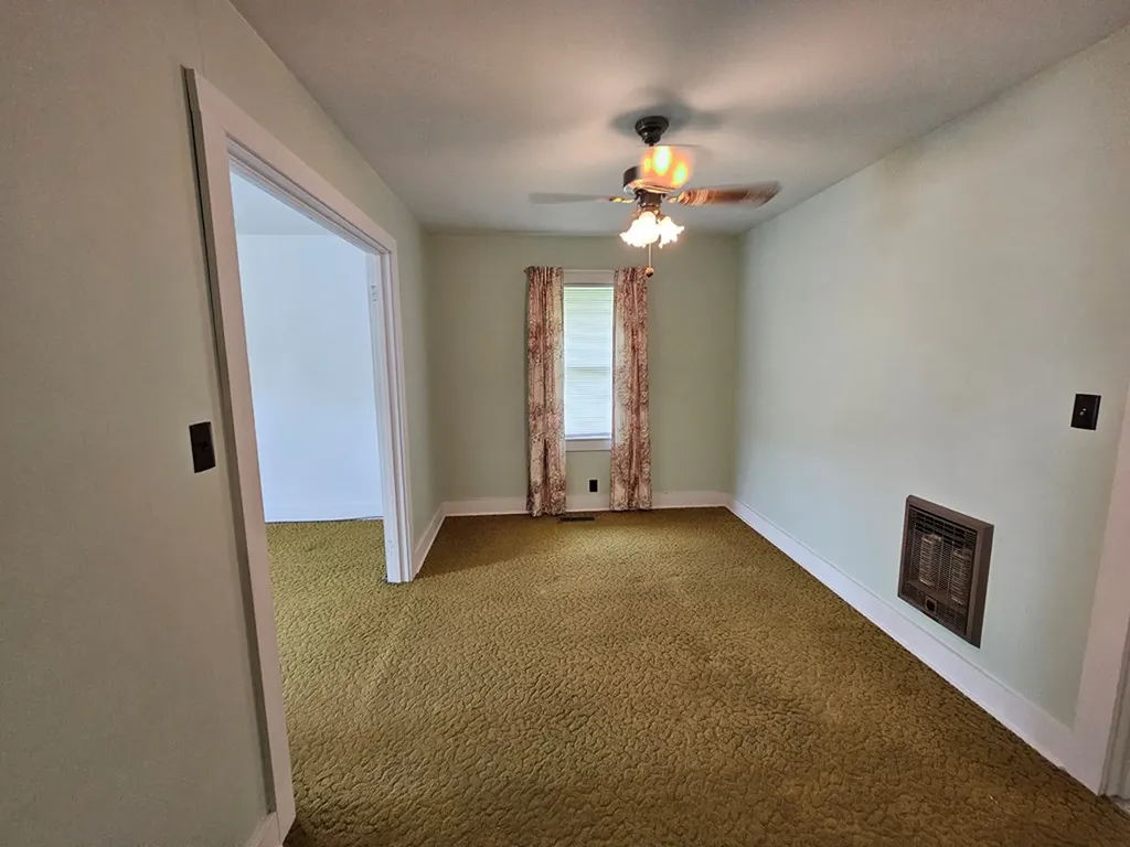 407 E College Avenue Carthage TN 37030