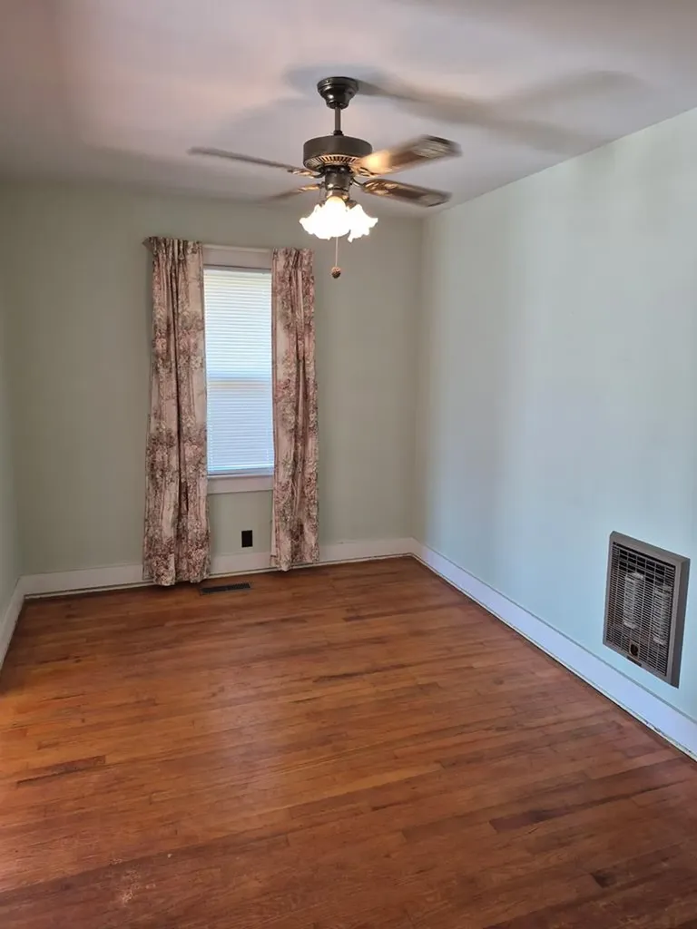 407 E College Avenue Carthage TN 37030