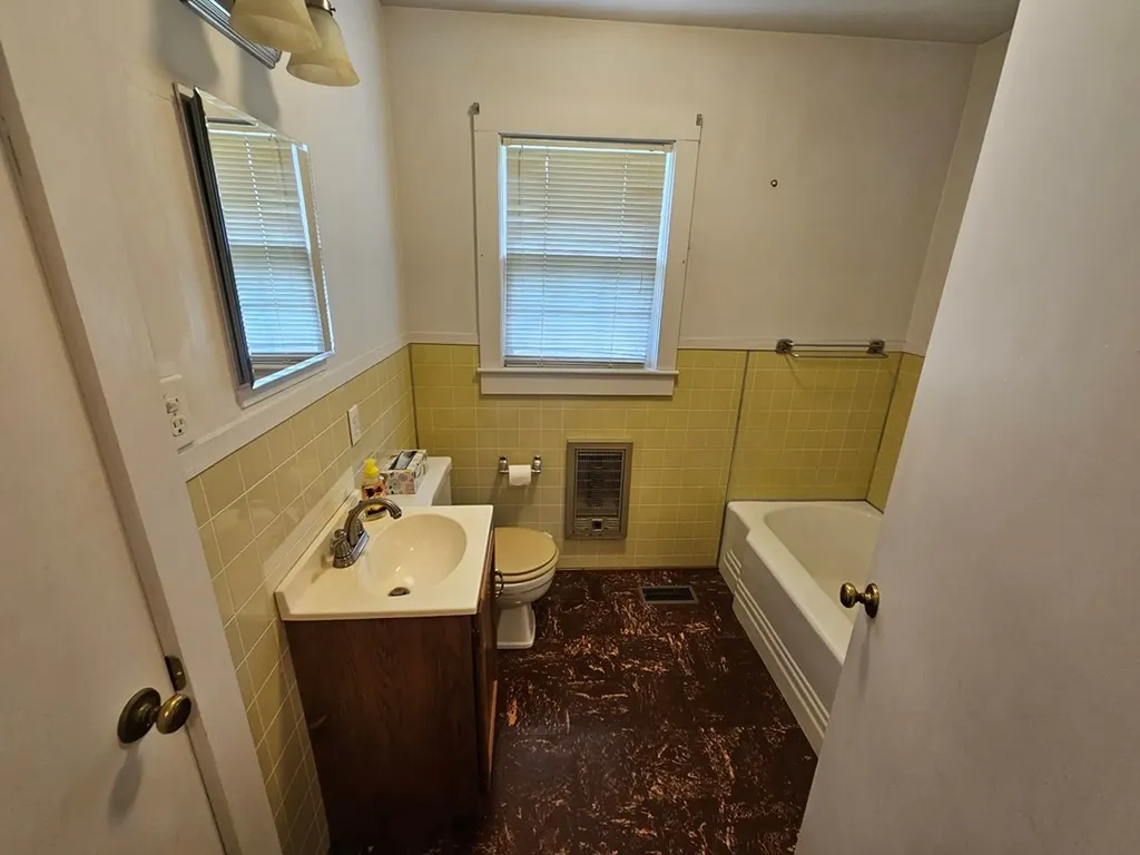 407 E College Avenue Carthage TN 37030