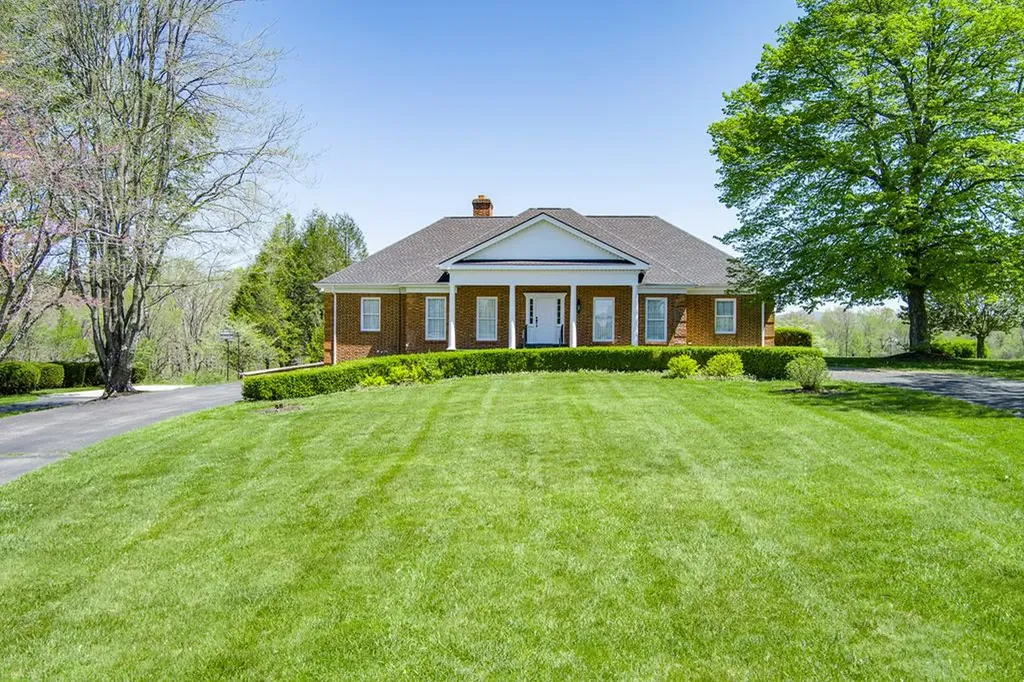 4597 Highway 127 S Crossville TN 38572