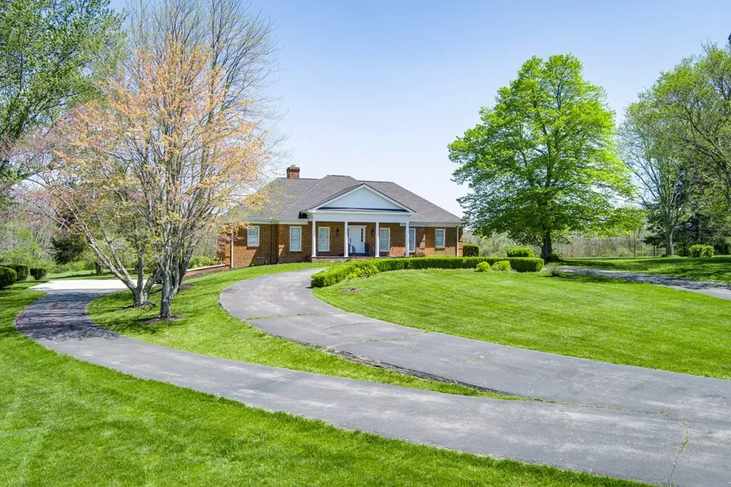 4597 Highway 127 S Crossville TN 38572