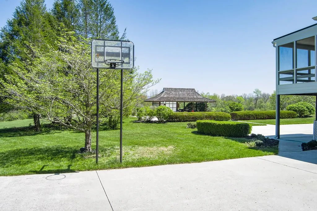 4597 Highway 127 S Crossville TN 38572