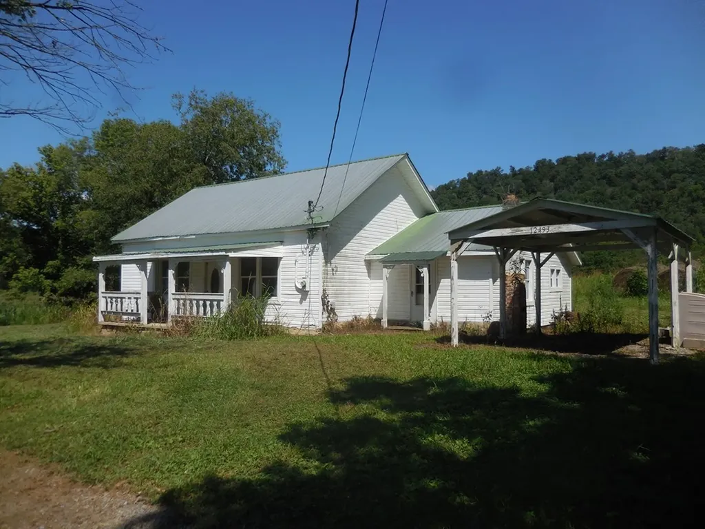12493 Dodson Branch Highway Gainesboro TN 38562