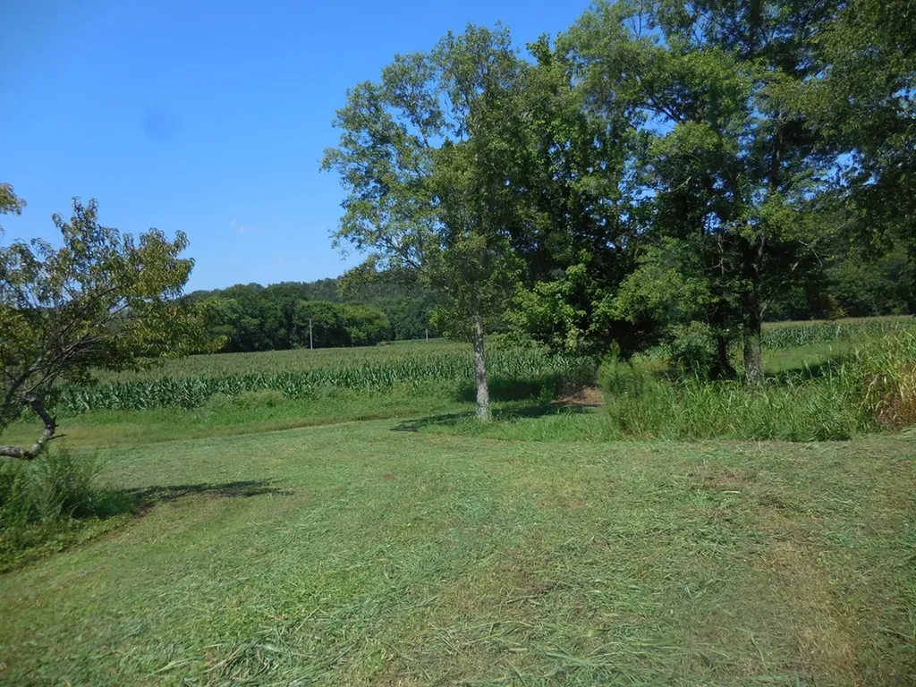 12493 Dodson Branch Highway Gainesboro TN 38562