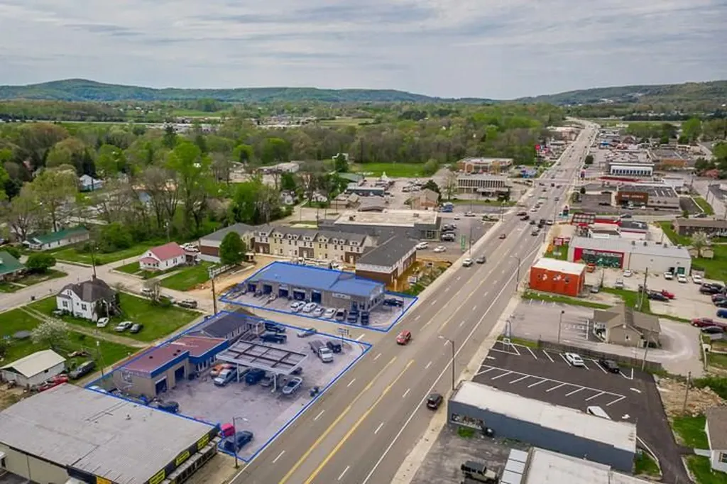 387&405 W Bockman Way Sparta TN 38583