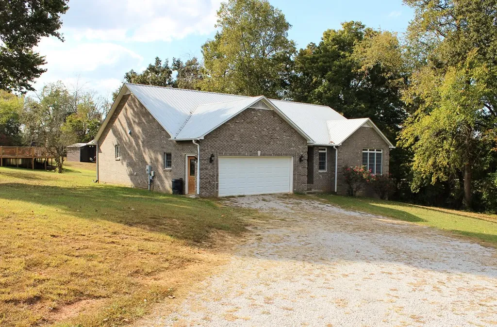 110 Spring Creek Circle Cookeville TN 38506