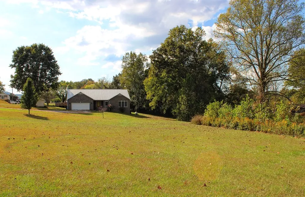 110 Spring Creek Circle Cookeville TN 38506