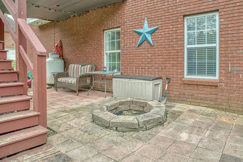 4814 Rocky Point Road Cookeville TN 38506
