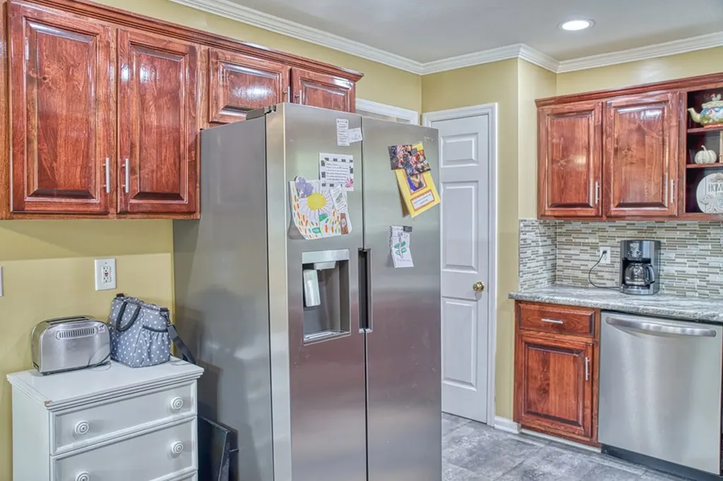 4814 Rocky Point Road Cookeville TN 38506