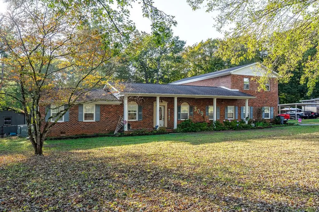 309 S Arrowhead Drive Mcminnville TN 37110
