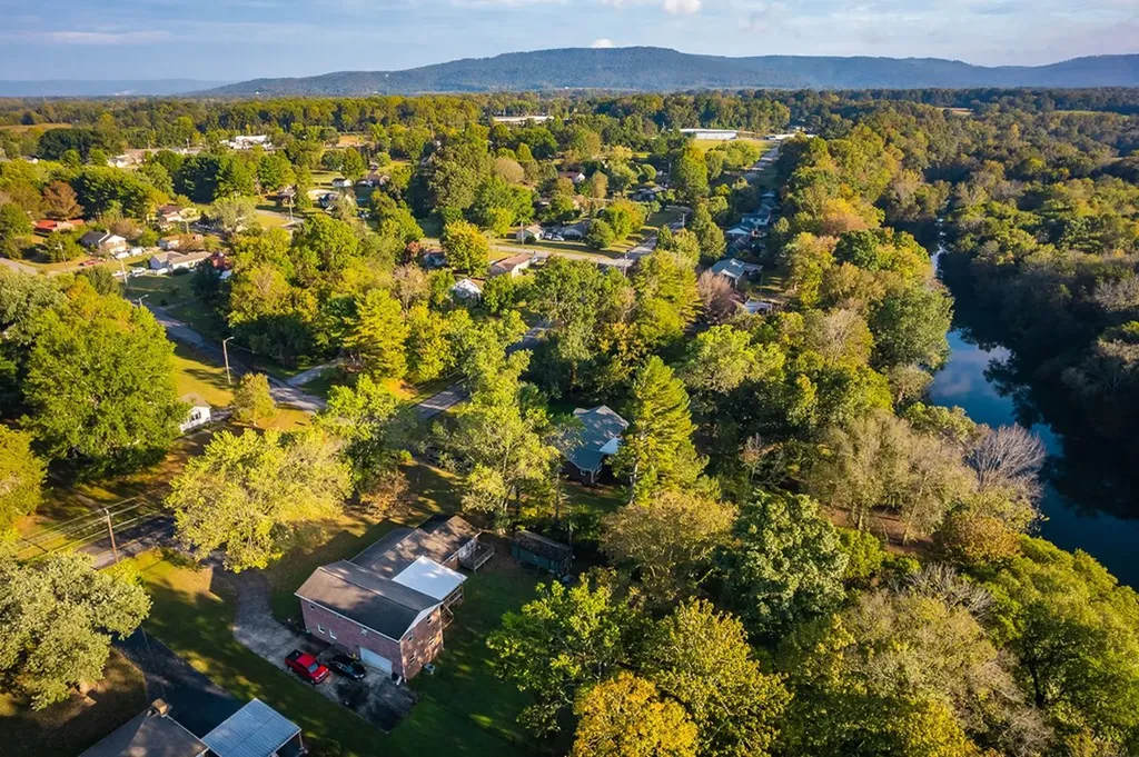 309 S Arrowhead Drive Mcminnville TN 37110