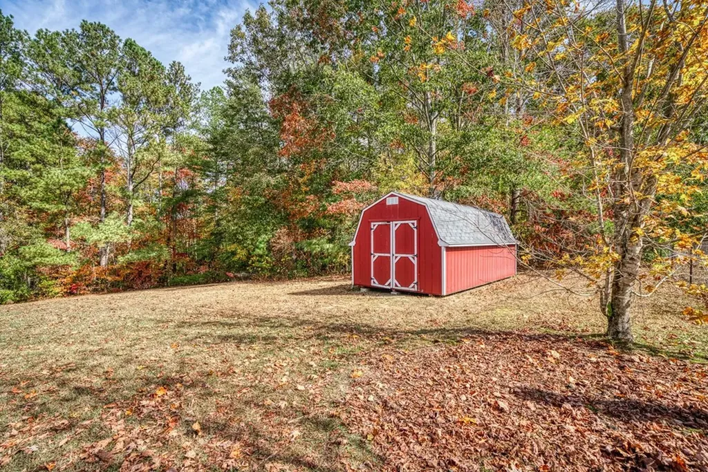 259 Alloway Road Grandview TN 37337