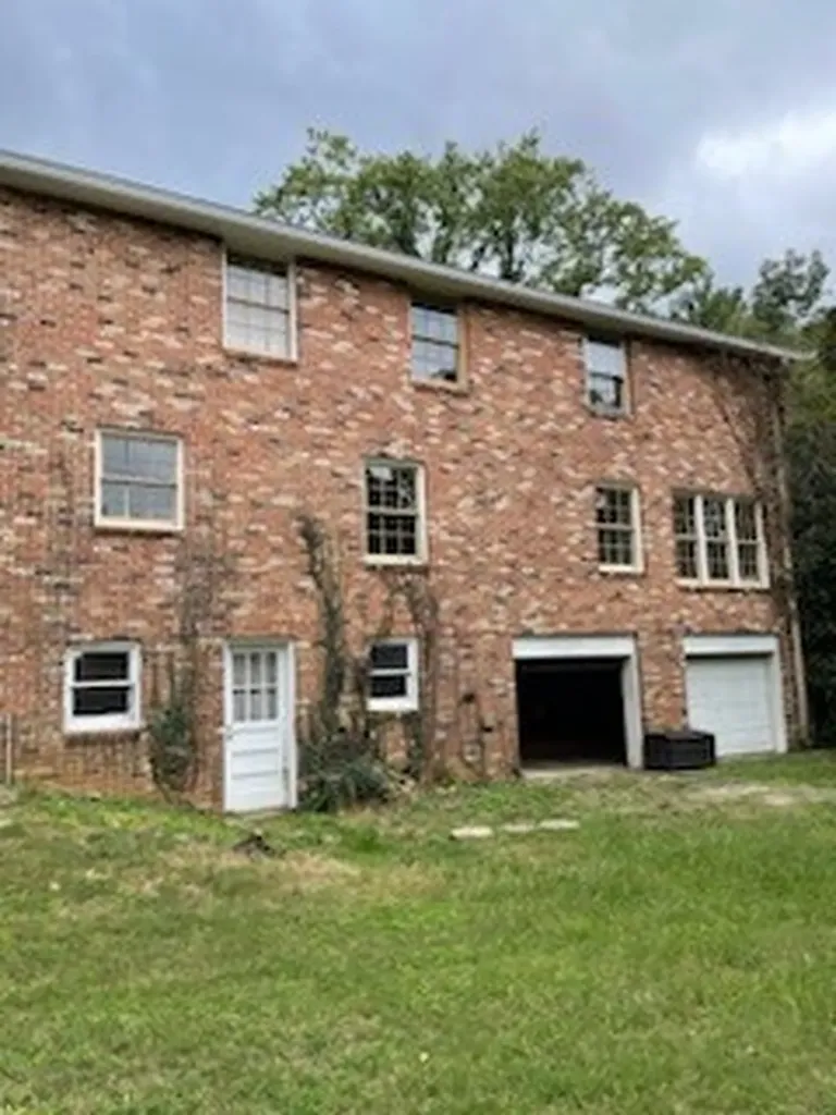 158 Paris Street Cookeville TN 38501