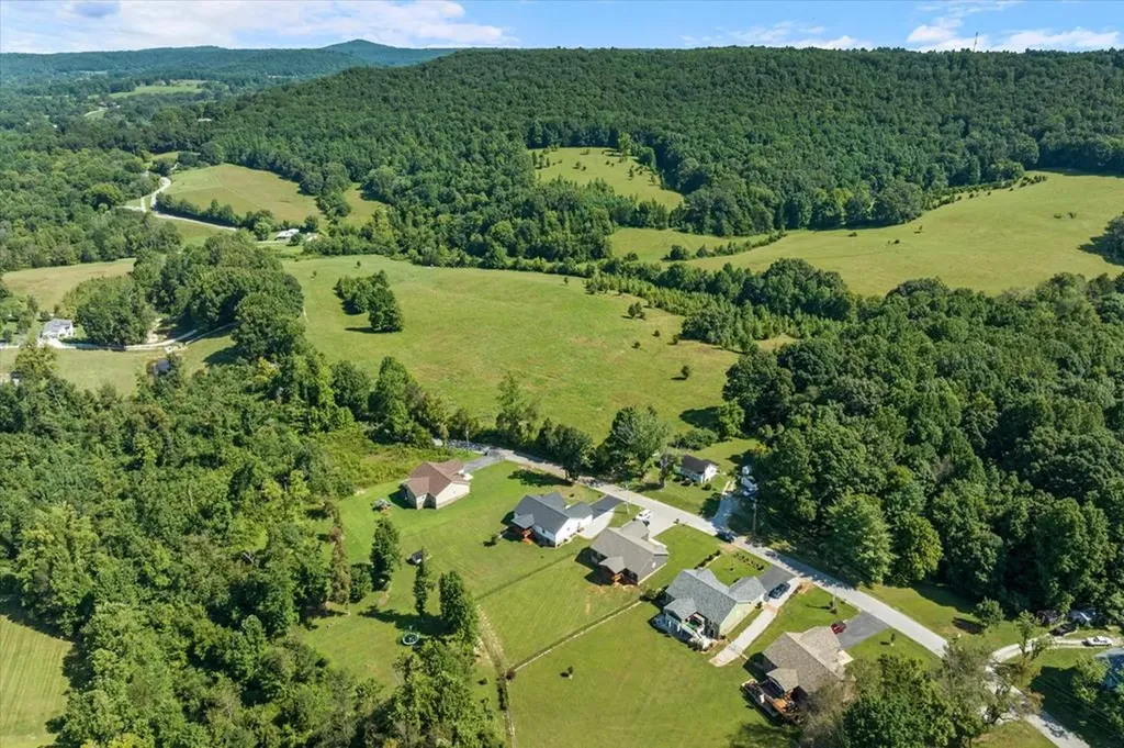 1280 Villa Drive Livingston TN 38570