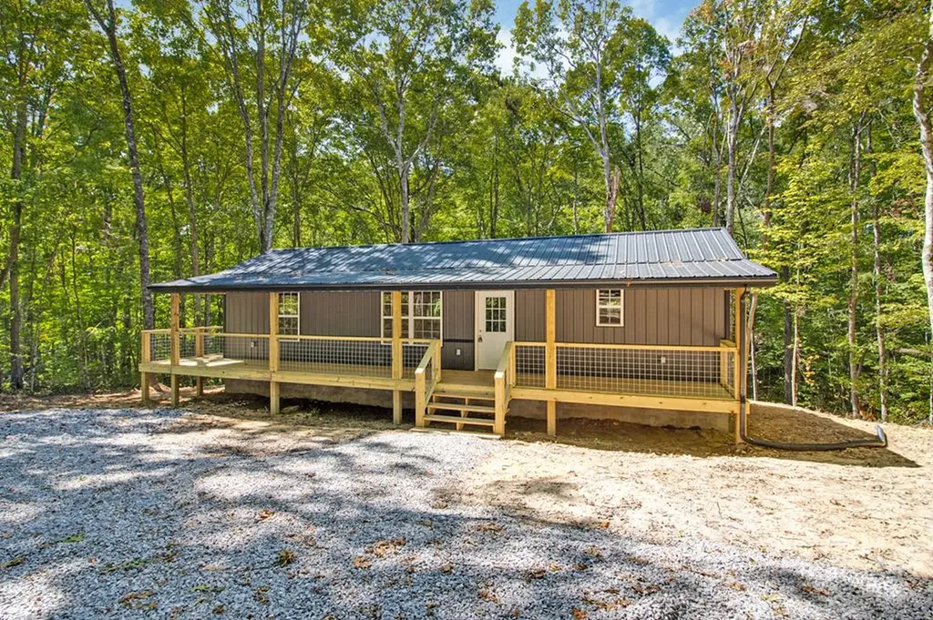 152 Northwood Drive Jamestown TN 38556