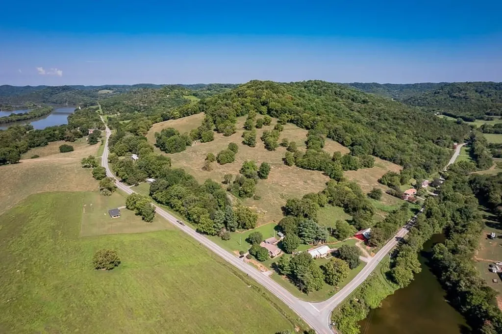 54.79ac Gladdice Highway Gainesboro TN 38562