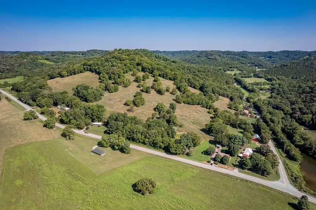 54.79ac Gladdice Highway Gainesboro TN 38562