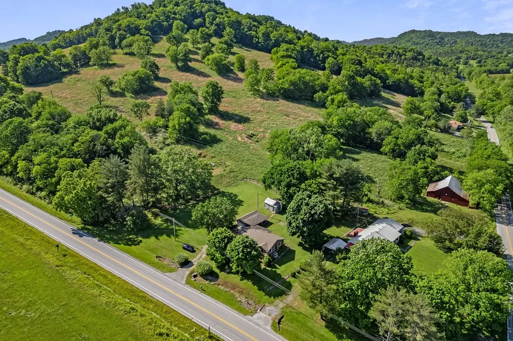 54.79ac Gladdice Highway Gainesboro TN 38562