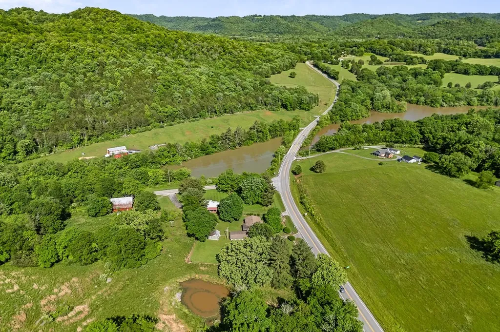 54.79ac Gladdice Highway Gainesboro TN 38562