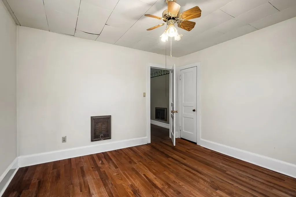 2110 Gladdice Highway Gainesboro TN 38562