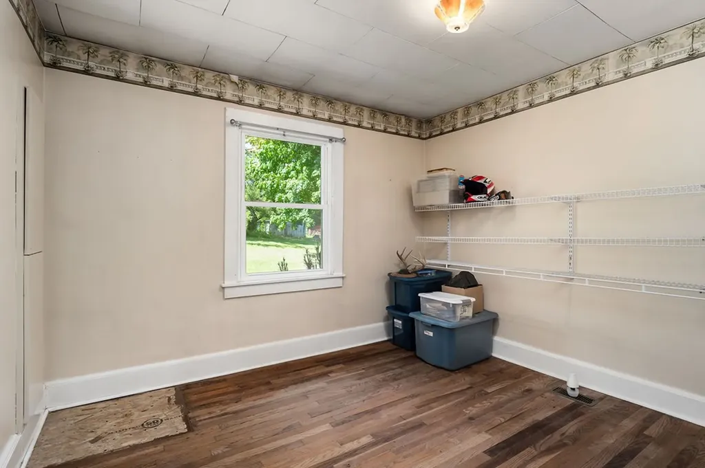 2110 Gladdice Highway Gainesboro TN 38562