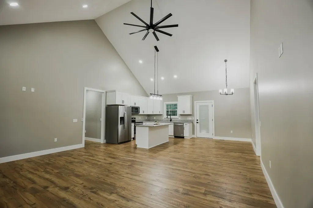 384 West Meadow Creek Road Monterey TN 38574