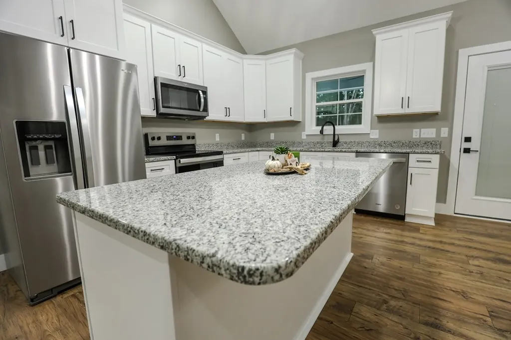 384 West Meadow Creek Road Monterey TN 38574