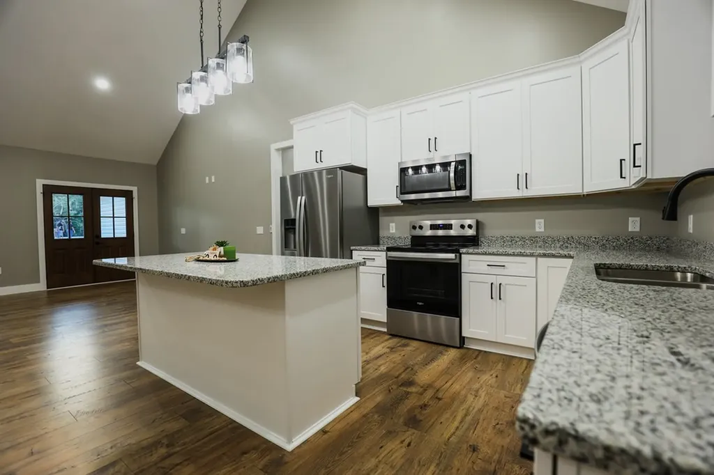 384 West Meadow Creek Road Monterey TN 38574