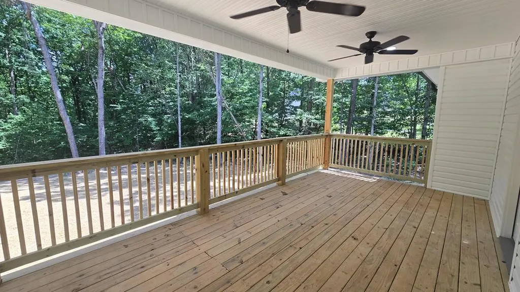 384 West Meadow Creek Road Monterey TN 38574