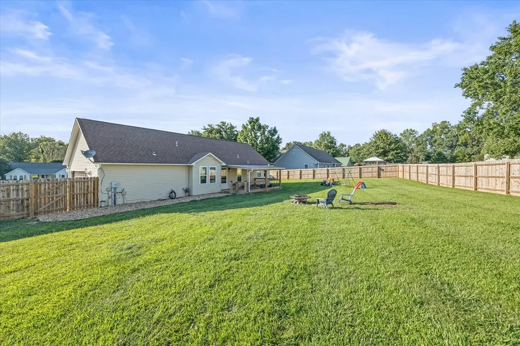 3650 N Riveroaks Drive Cookeville TN 38506-6474