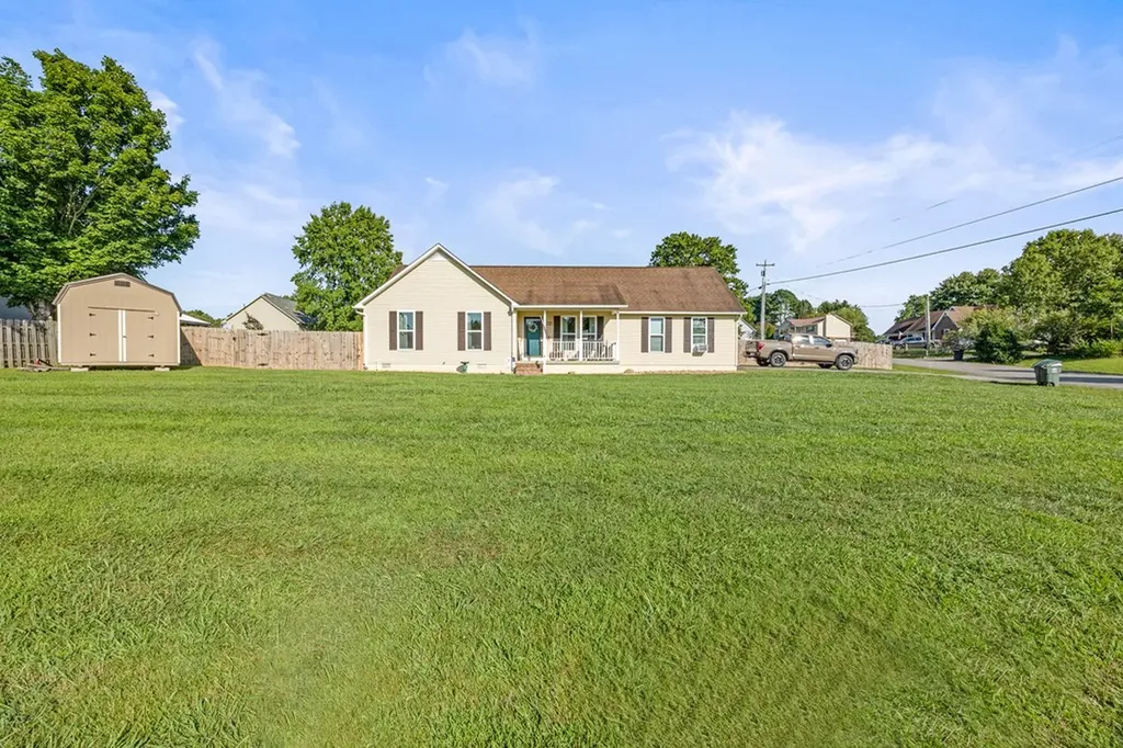 3650 N Riveroaks Drive Cookeville TN 38506-6474