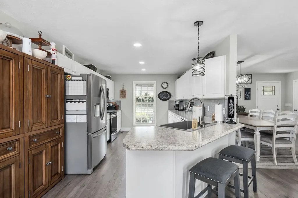 6905 Cookeville Boat Dock Road Baxter TN 38544