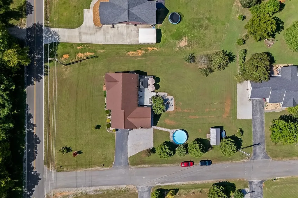 6905 Cookeville Boat Dock Road Baxter TN 38544