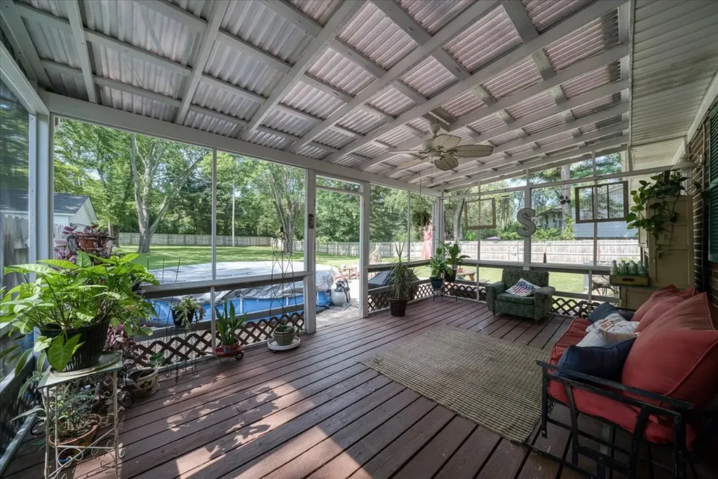1388 Park Drive Cookeville TN 38501-1947