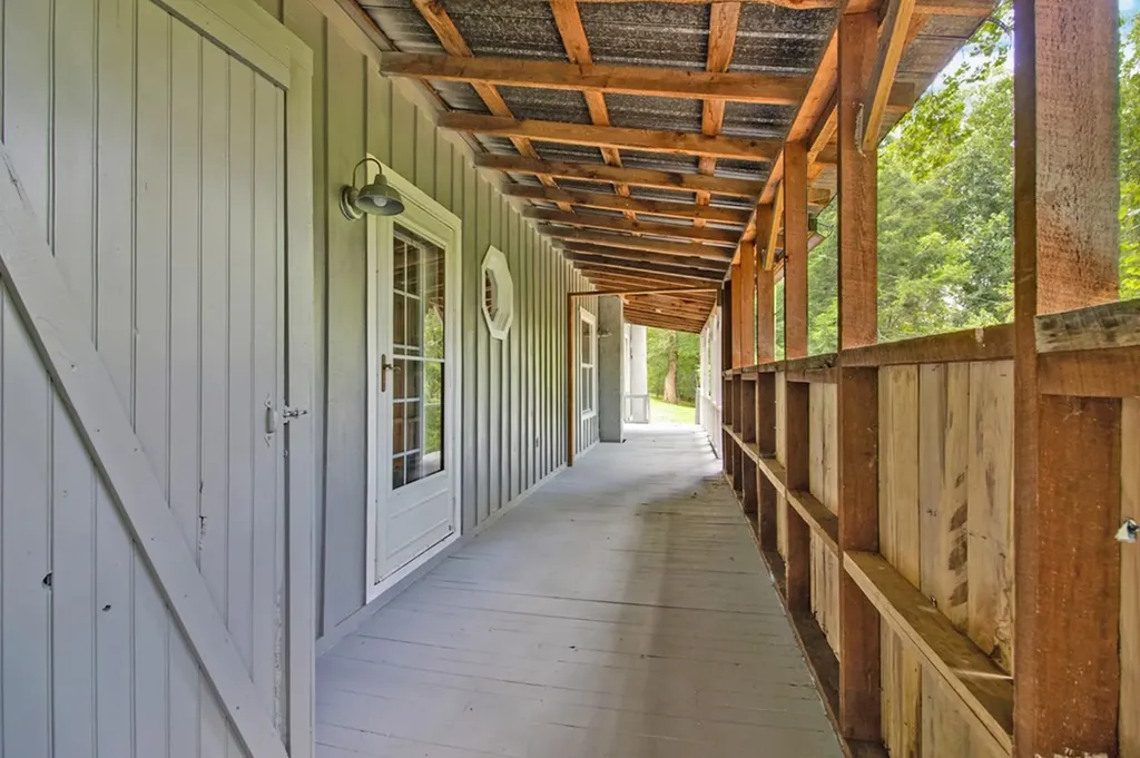 2901 Banner Springs Road Jamestown TN 38556