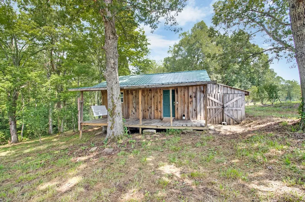 2901 Banner Springs Road Jamestown TN 38556