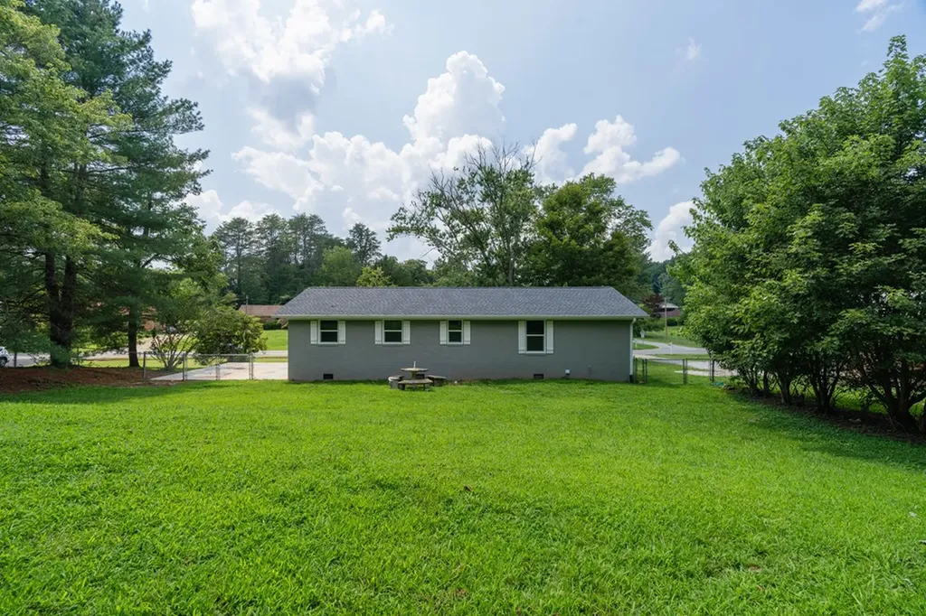 234 Camp Drive Sparta TN 38583