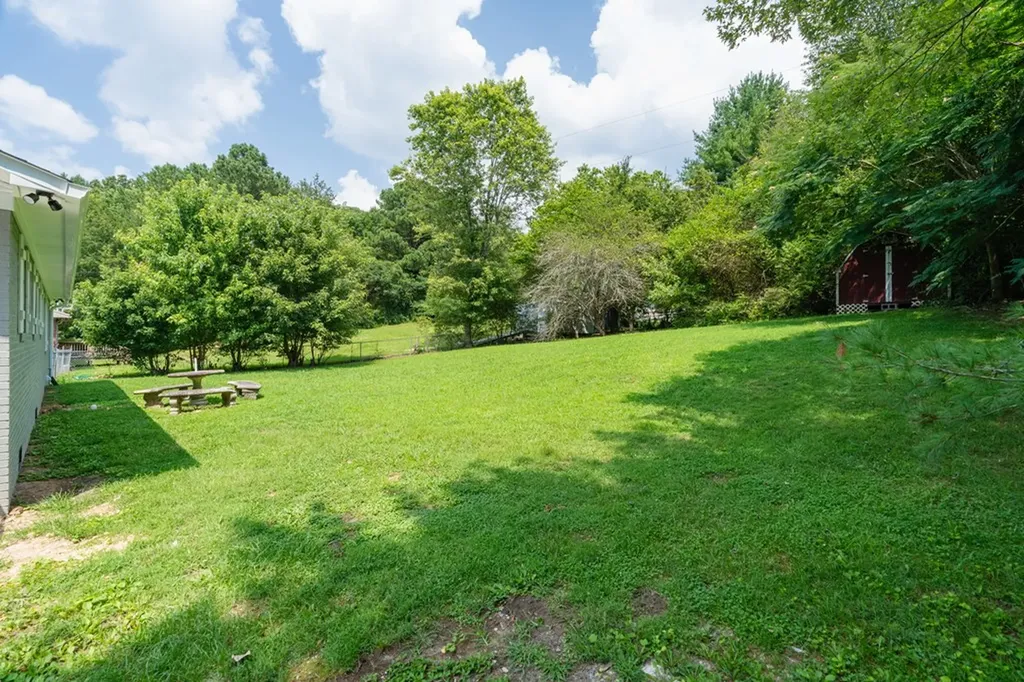 234 Camp Drive Sparta TN 38583