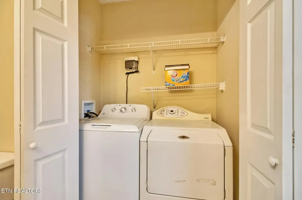 172 Davis Cook Road Grimsley TN 38565