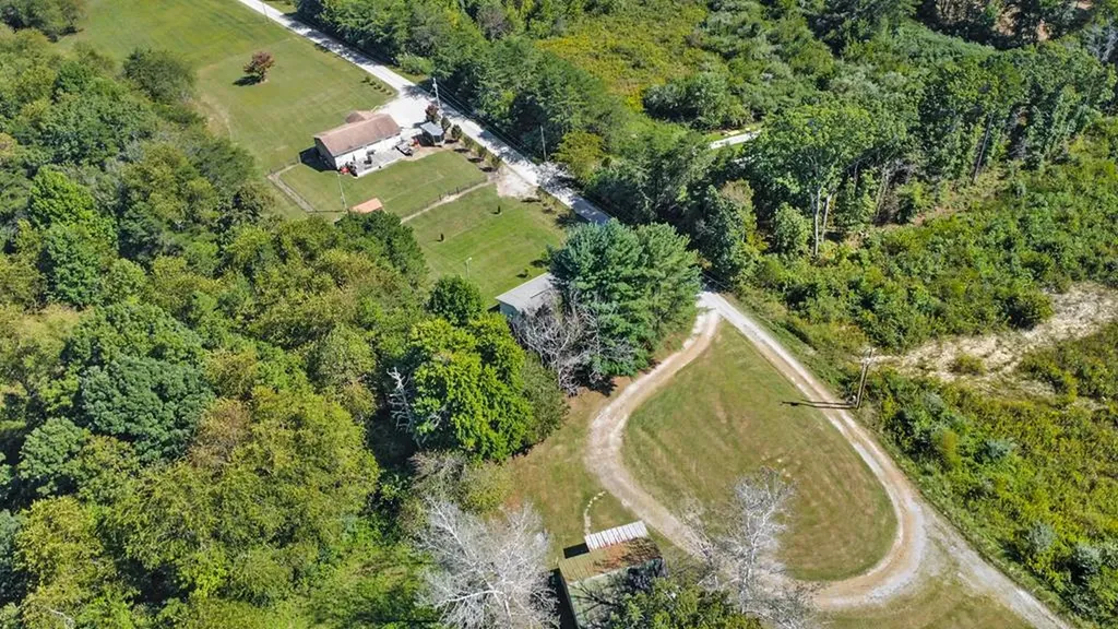 172 Davis Cook Road Grimsley TN 38565